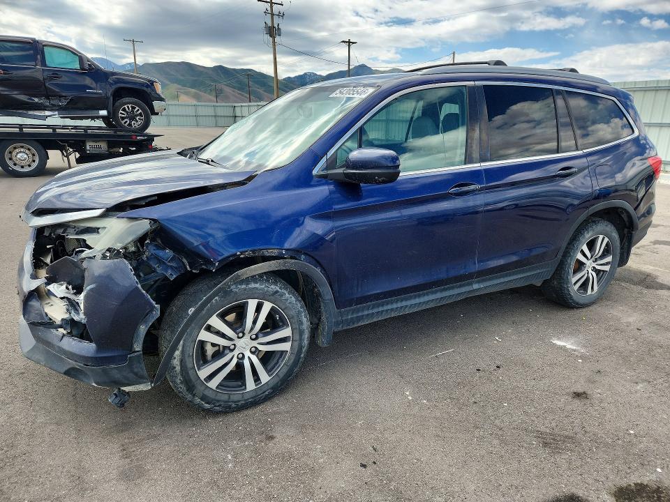 HONDA PILOT 2017 with VIN 5FNYF6H51HB100951 - Photo from auction