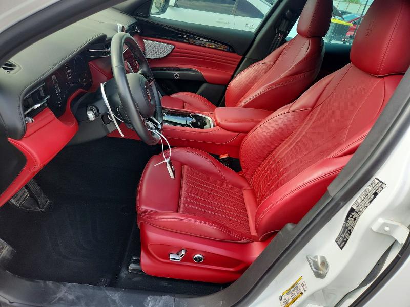 Photo 7 from auction – 2023 MASERATI GRECALE with VIN ZN682AVM0P7427399
