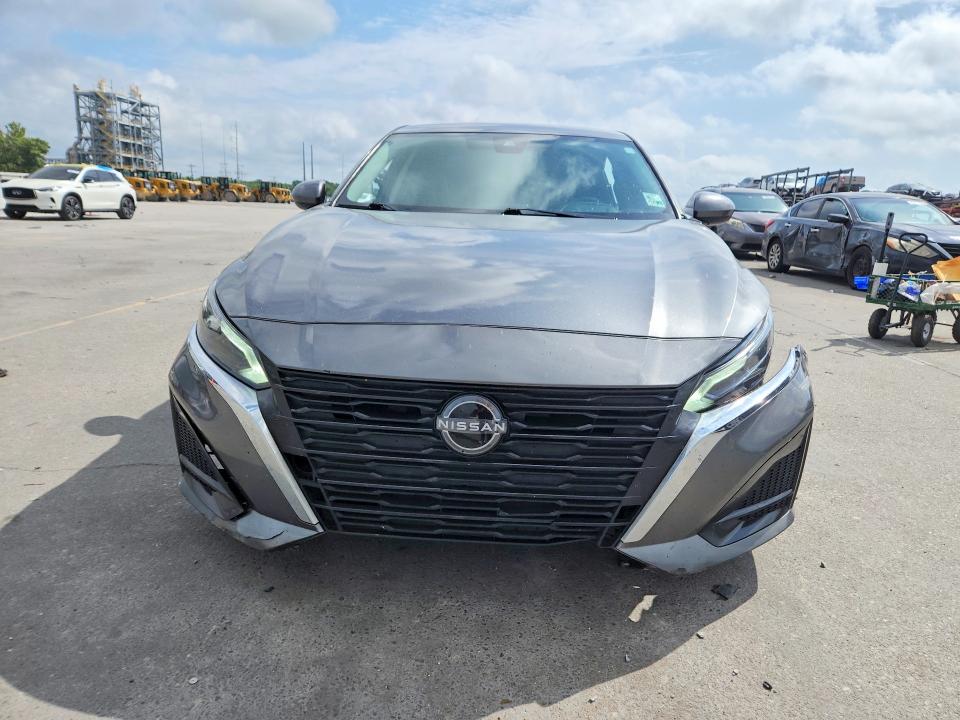 Photo 5 from auction – 2023 NISSAN ALTIMA with VIN 1N4BL4DV9PN393674