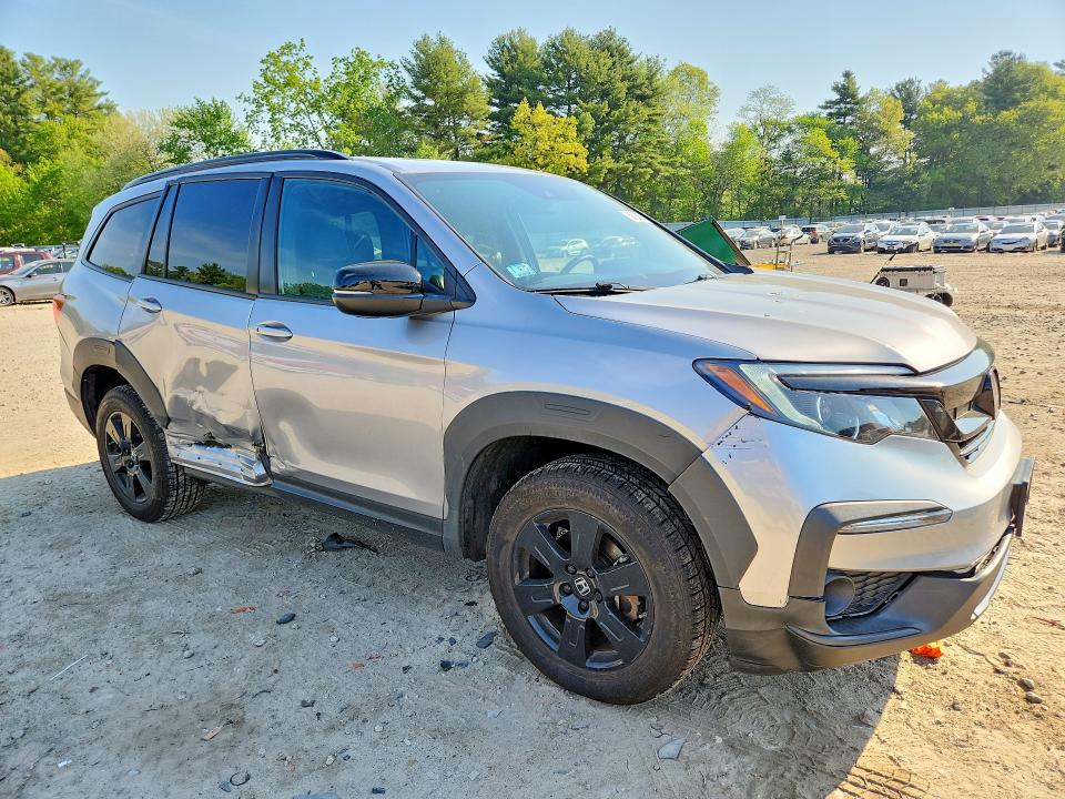 Photo 4 from auction – 2022 HONDA PILOT with VIN 5FNYF6H88NB069820