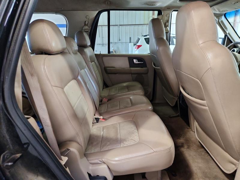 Снимка 11 от търг – 2004 FORD EXPEDITION с VIN 1FMEU17W04LA83343