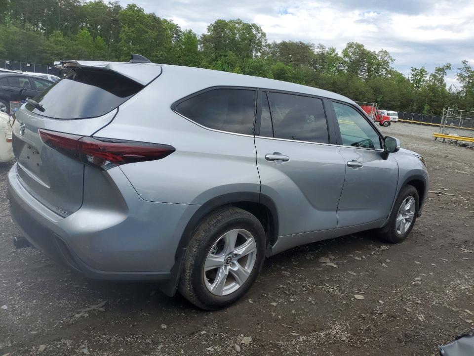 Photo 3 from auction – 2024 TOYOTA HIGHLANDER with VIN 5TDKDRBH7RS551685