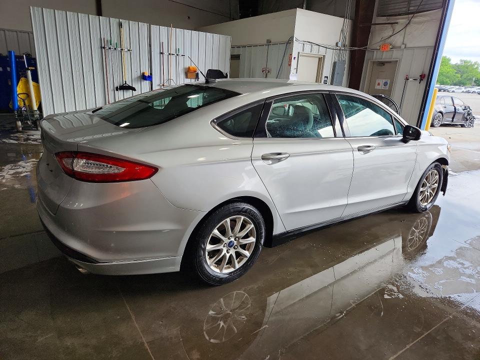 Photo 3 from auction – 2015 FORD FUSION with VIN 3FA6P0G72FR224748