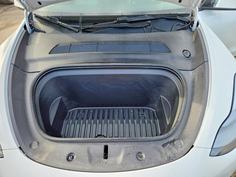 Photo 11 from auction – 2023 TESLA MODEL Y with VIN 7SAYGDEE1PF871692