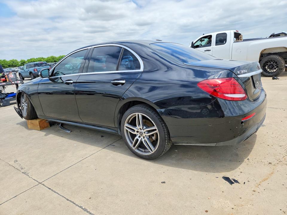 Photo 2 from auction – 2018 MERCEDES-BENZ E with VIN WDDZF4JB4JA330545