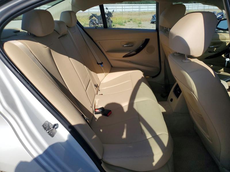 Photo 10 from auction – 2013 BMW 320 with VIN WBA3B1C52DF462872