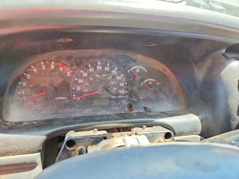 Photo 9 from auction – 2000 CHEVROLET TRACKER with VIN 2CNBE13C1Y6912768