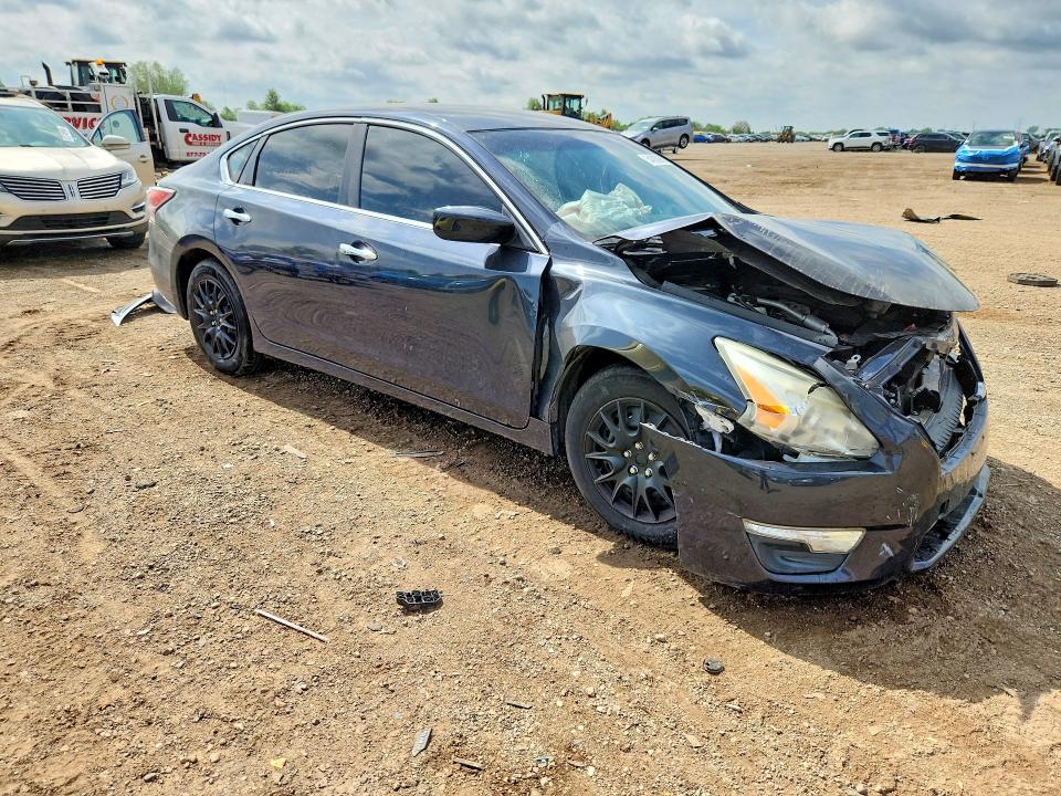 Photo 4 from auction – 2015 NISSAN ALTIMA with VIN 1N4AL3AP9FN863681