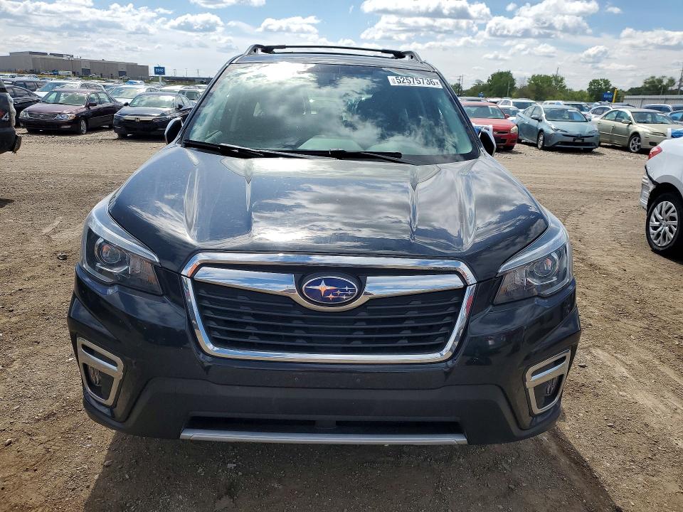 Photo 5 from auction – 2019 SUBARU FORESTER with VIN JF2SKAWC7KH427420