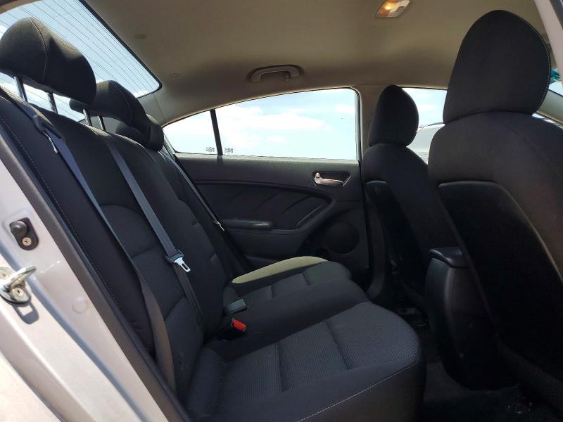 Photo 10 from auction – 2017 KIA FORTE with VIN 3KPFK4A77HE077295