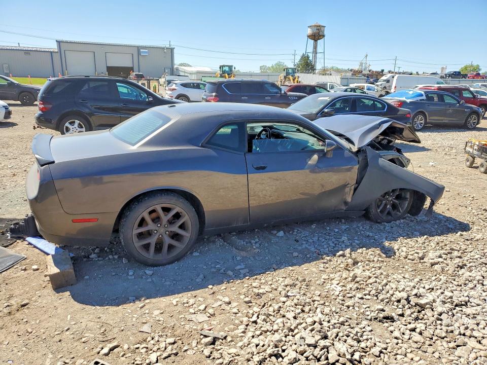 Photo 3 from auction – 2021 DODGE CHALLENGER with VIN 2C3CDZAG7MH610243