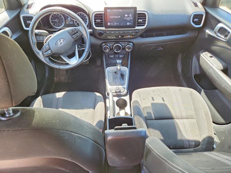 Photo 8 from auction – 2022 HYUNDAI VENUE with VIN KMHRC8A3XNU155253