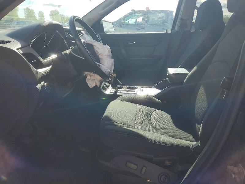 Photo 7 from auction – 2017 CHEVROLET TRAVERSE with VIN 1GNKRGKD4HJ333113