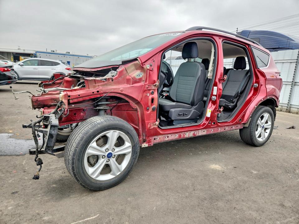 FORD ESCAPE 2016 z numerem VIN 1FMCU0GX1GUC38345 - Zdjęcie z aukcji