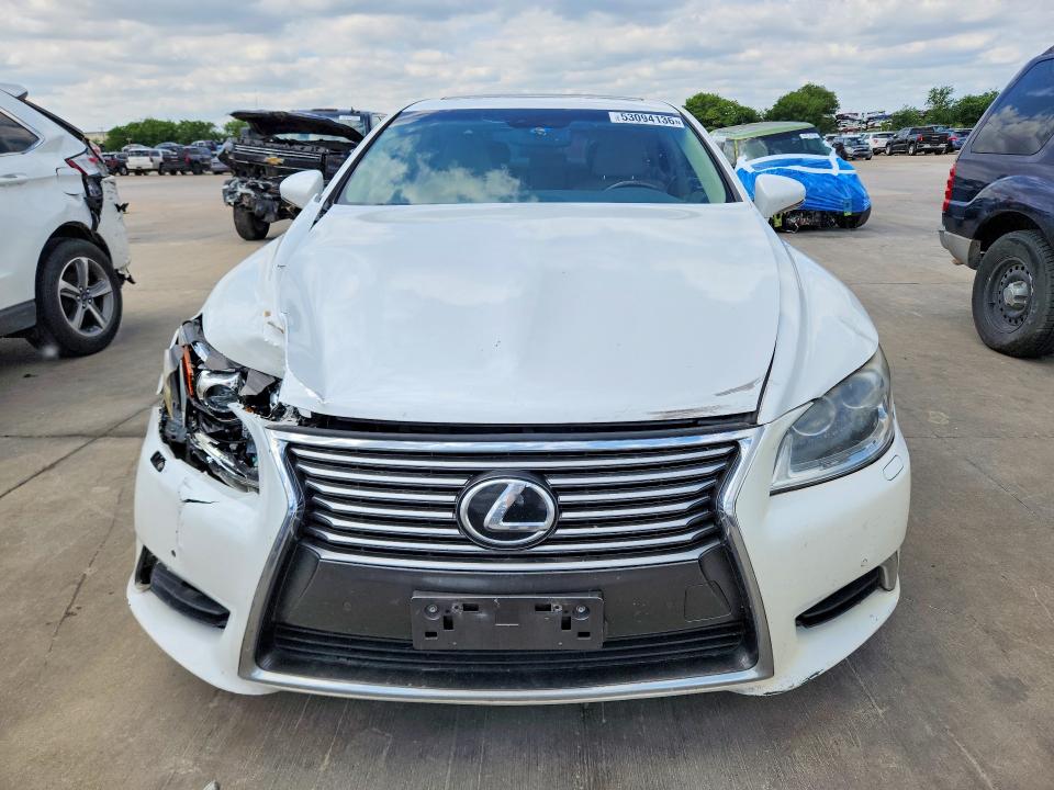 Photo 5 from auction – 2013 LEXUS LS with VIN JTHBL5EF5D5113931