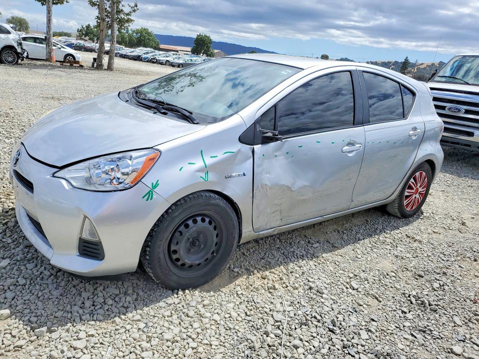 TOYOTA PRIUS C 2012 with VIN JTDKDTB38C1002759 - Photo from auction
