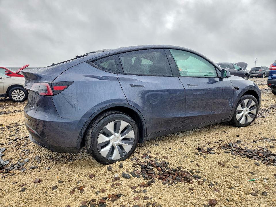 Photo 3 from auction – 2023 TESLA Y with VIN 7SAYGDEE6PF944491