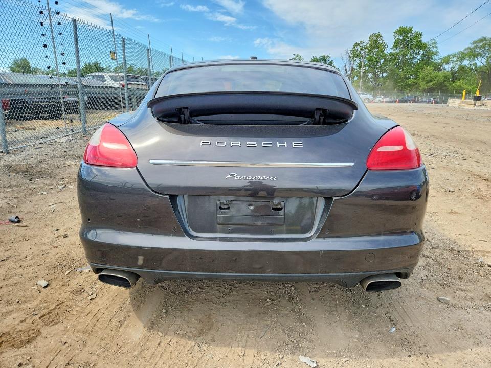 Фото 6 с аукциона – 2011 PORSCHE PANAMERA с VIN WP0AA2A78BL010785