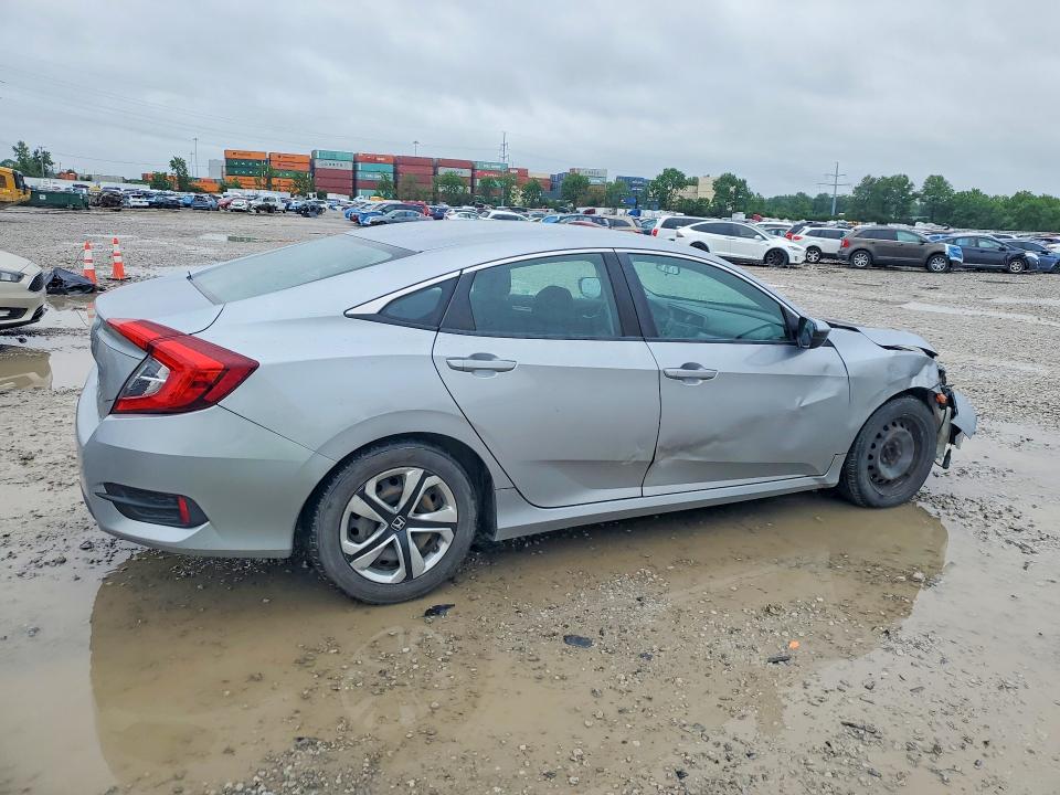 Photo 3 from auction – 2016 HONDA CIVIC with VIN 19XFC2F54GE000522