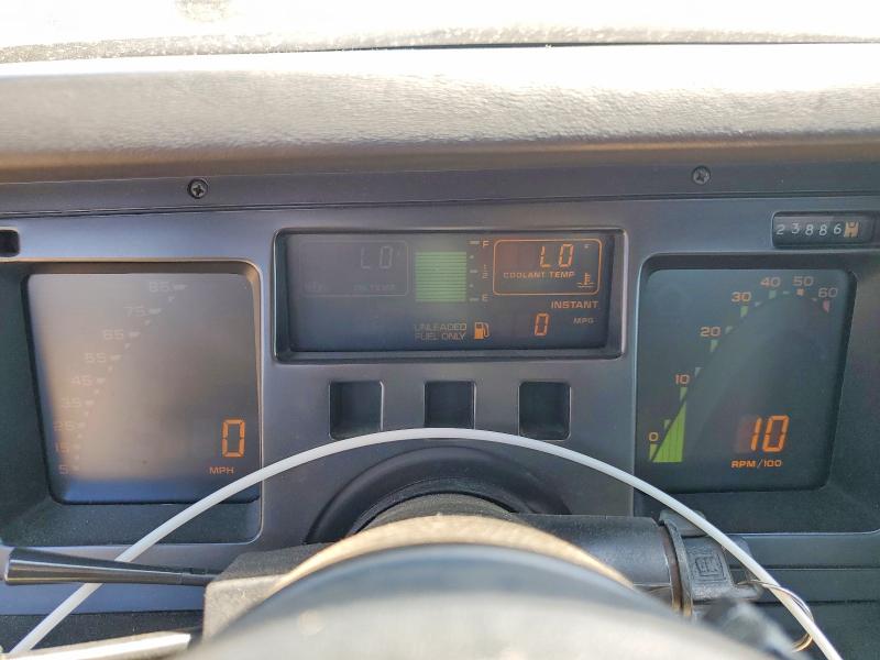 Photo 9 from auction – 1989 CHEVROLET CORVETTE with VIN 1G1YY2182K5103284