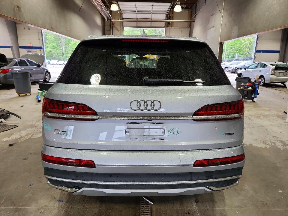 Photo 6 from auction – 2022 AUDI Q7 with VIN WA1AXBF74ND014722