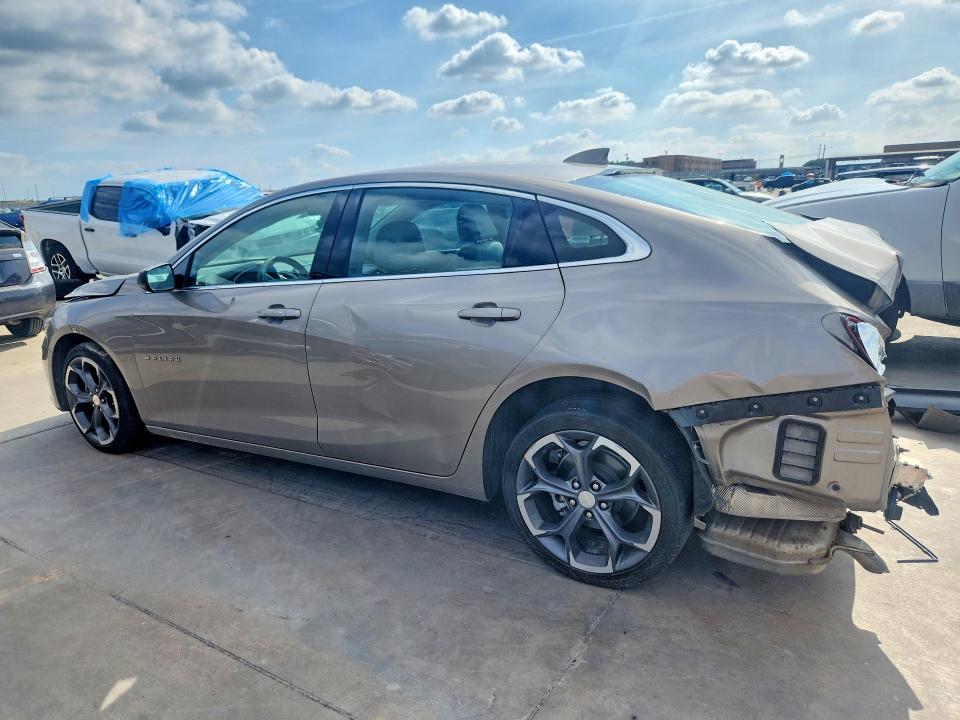 Photo 2 from auction – 2022 CHEVROLET MALIBU with VIN 1G1ZD5ST1NF127255