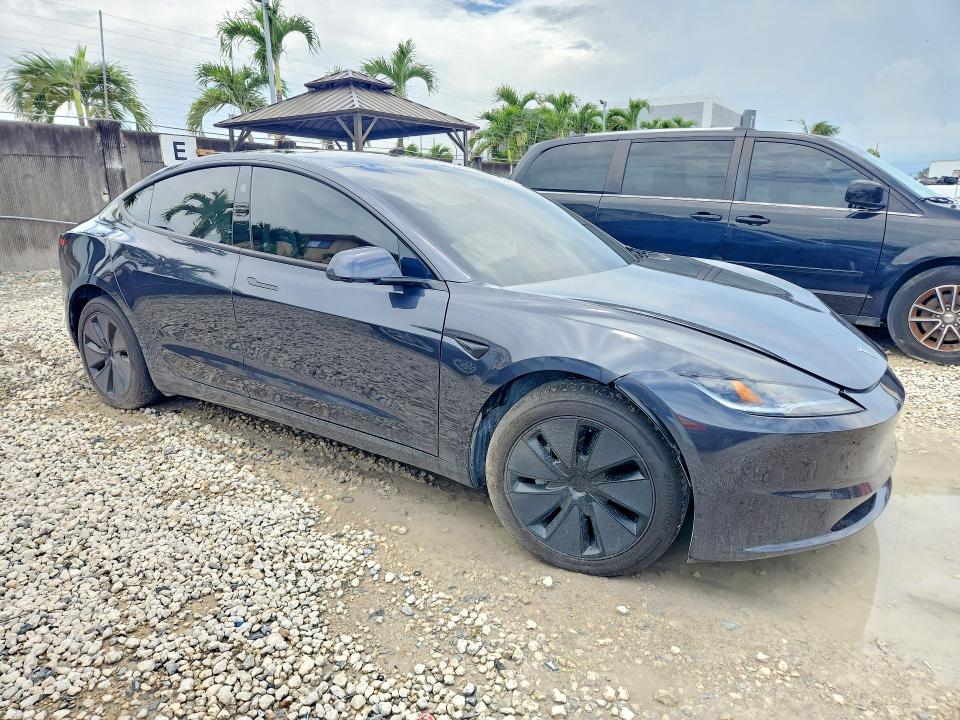 Photo 4 from auction – 2025 TESLA MODEL 3 with VIN 5YJ3E1EA8SF051823