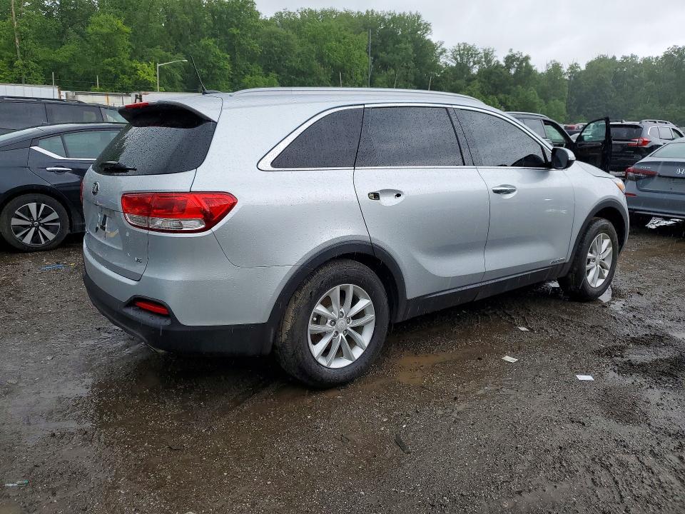 Photo 3 from auction – 2017 KIA SORENTO with VIN 5XYPGDA52HG315531