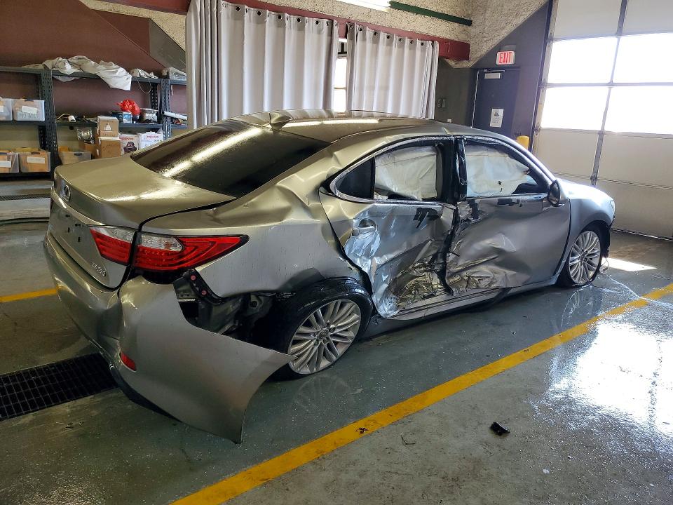 Фото 3 с аукциона – 2015 LEXUS ES с VIN JTHBK1GG9F2180229