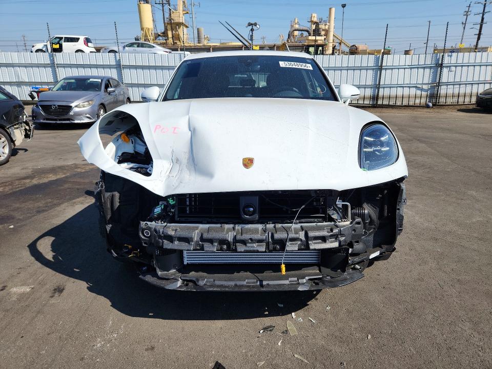 Photo 5 from auction – 2026 PORSCHE MACAN with VIN WP1AA2A58TLB07712