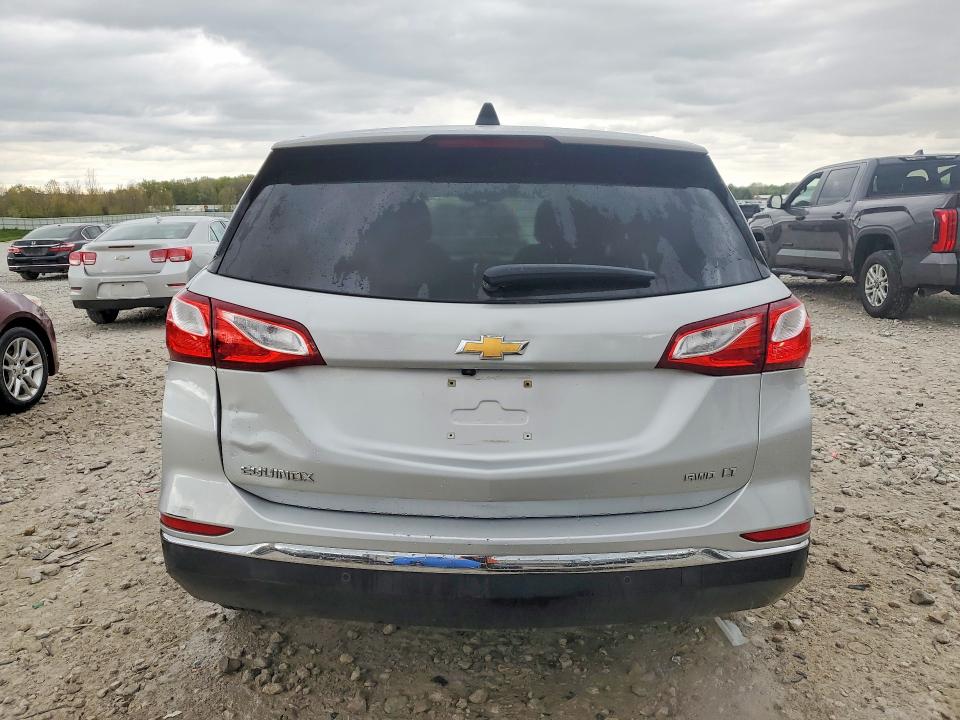 Photo 6 from auction – 2018 CHEVROLET EQUINOX with VIN 2GNAXSEV2J6330979