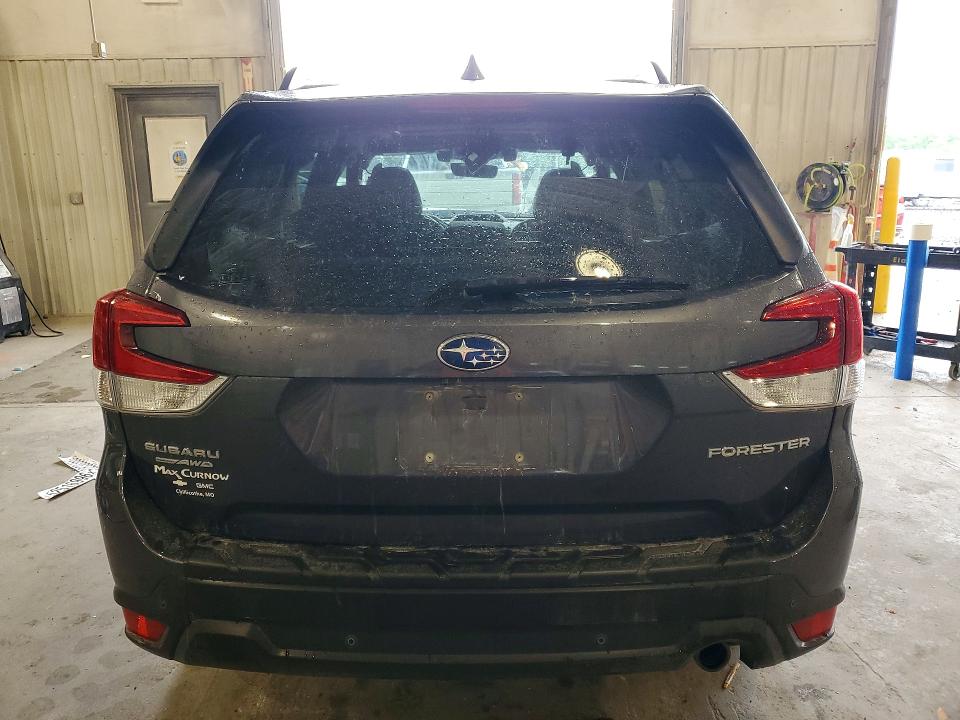 Photo 6 from auction – 2021 SUBARU FORESTER with VIN JF2SKAUC0MH402204