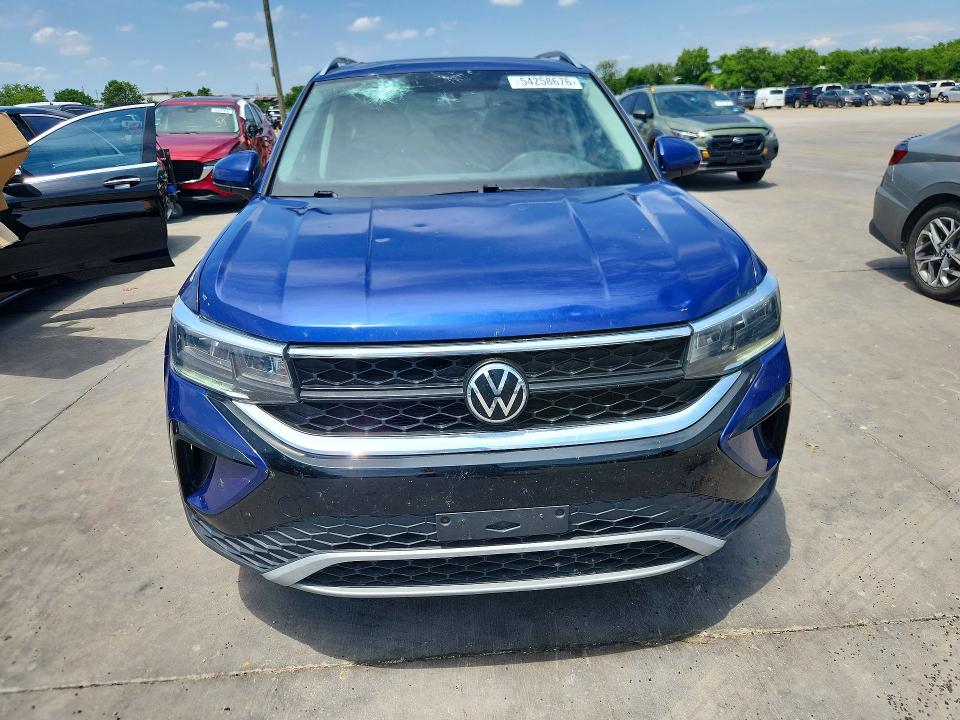 Photo 5 from auction – 2022 VOLKSWAGEN TAOS with VIN 3VVTX7B2XNM040902