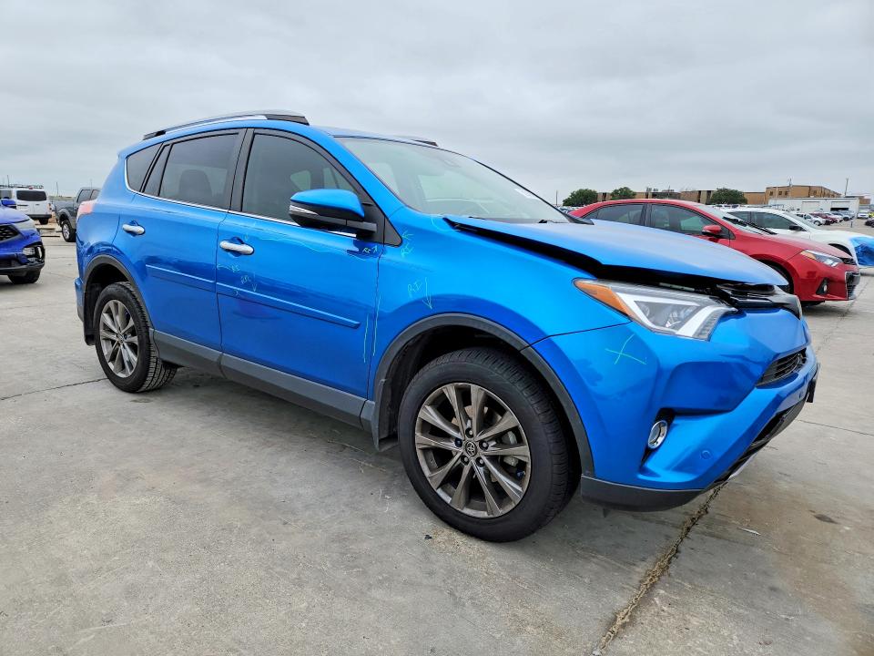 Photo 4 from auction – 2017 TOYOTA RAV4 with VIN JTMYFREV5HJ709930
