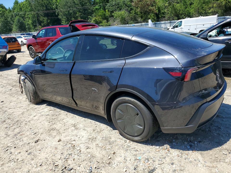 Photo 2 from auction – 2026 TESLA MODEL Y with VIN 7SAYGDED1TA590068