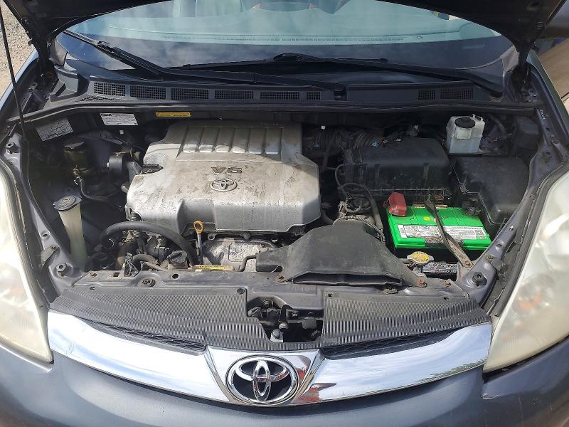 Photo 12 from auction – 2010 TOYOTA SIENNA with VIN 5TDYK4CC6AS327169