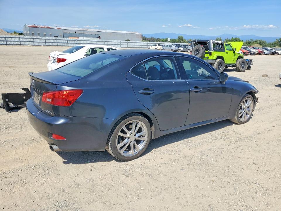 Photo 3 from auction – 2006 LEXUS IS with VIN JTHBK262062021272