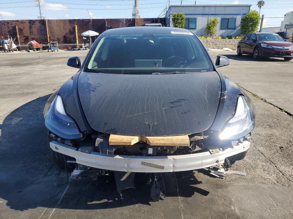 Photo 5 from auction – 2022 TESLA MODEL 3 with VIN 5YJ3E1EA3NF358384
