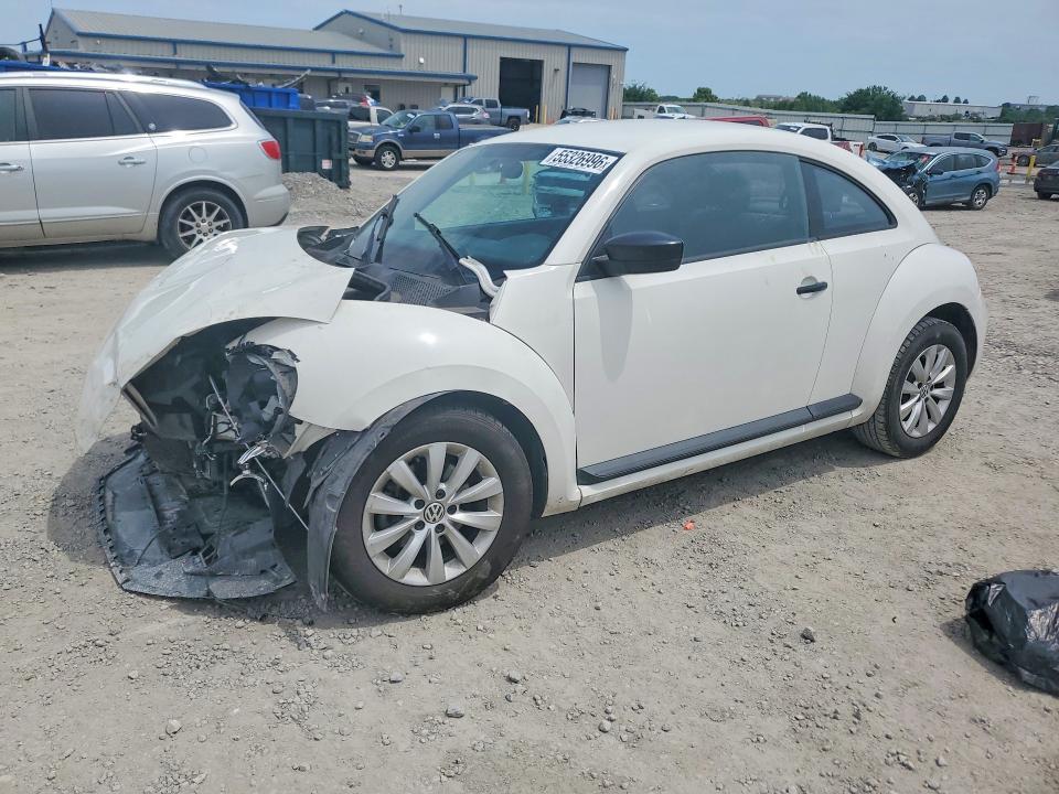 VOLKSWAGEN BEETLE 2013 with VIN 3VWFP7AT4DM653776 - Photo from auction