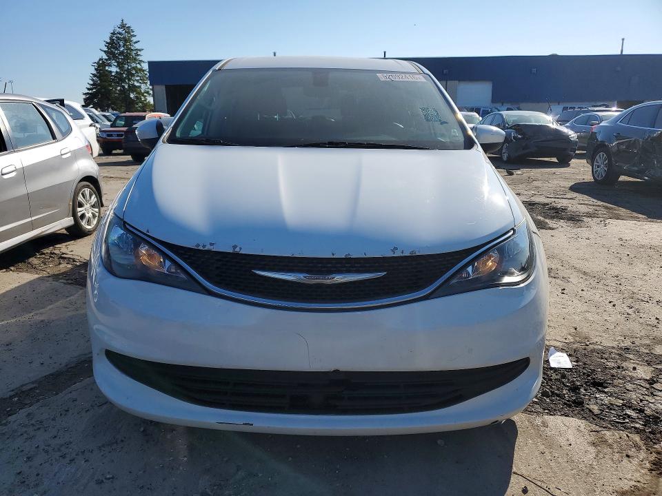Photo 5 from auction – 2017 CHRYSLER PACIFICA with VIN 2C4RC1DG2HR633869