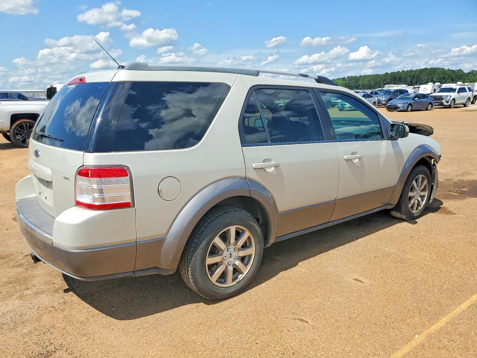 Photo 3 from auction – 2008 FORD TAURUS X with VIN 1FMDK02W88GA21755