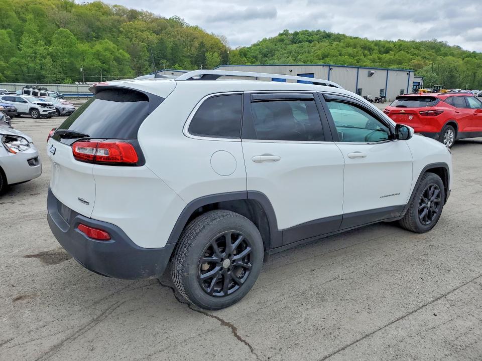 Photo 3 from auction – 2017 JEEP CHEROKEE with VIN 1C4PJLCB1HW643928
