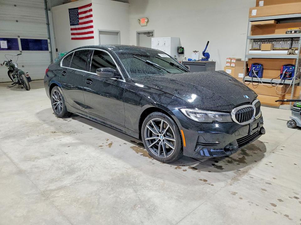 Photo 4 from auction – 2019 BMW 330XI with VIN WBA5R7C52KAJ79695