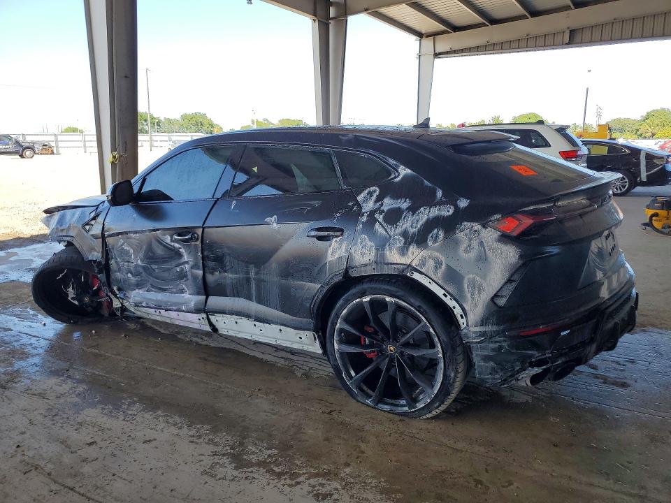 Photo 2 from auction – 2019 LAMBORGHINI URUS with VIN ZPBCA1ZL6KLA04481