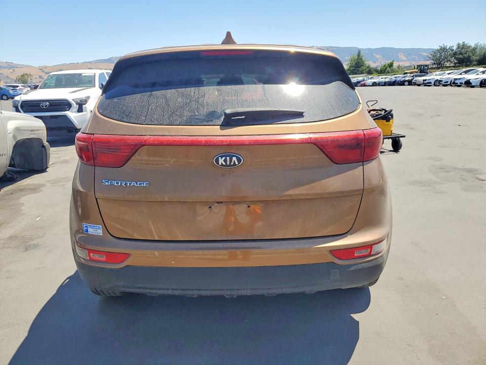 Photo 6 from auction – 2017 KIA SPORTAGE with VIN KNDPMCAC4H7104300