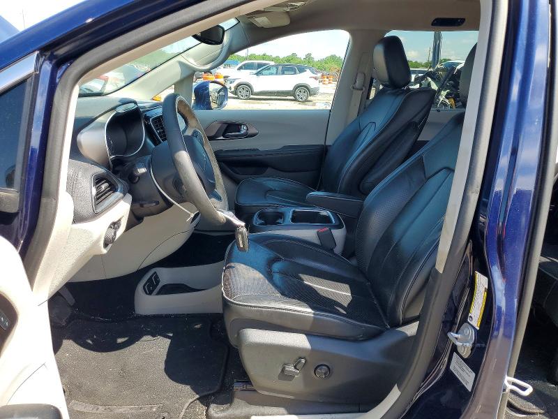 Photo 7 from auction – 2017 CHRYSLER PACIFICA with VIN 2C4RC1GG7HR703491