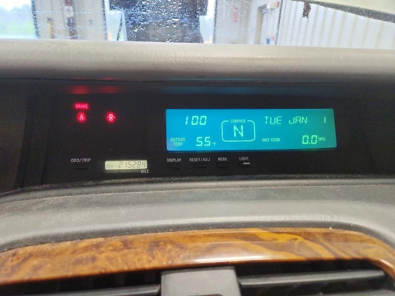 Photo 9 from auction – 2003 TOYOTA AVALON with VIN 4T1BF28B23U303041