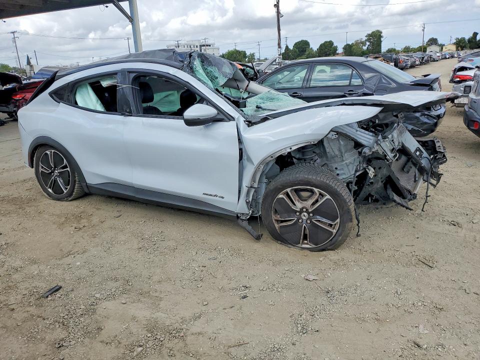 Photo 4 from auction – 2021 FORD MUSTANG MACH-E with VIN 3FMTK1SS5MMA23901