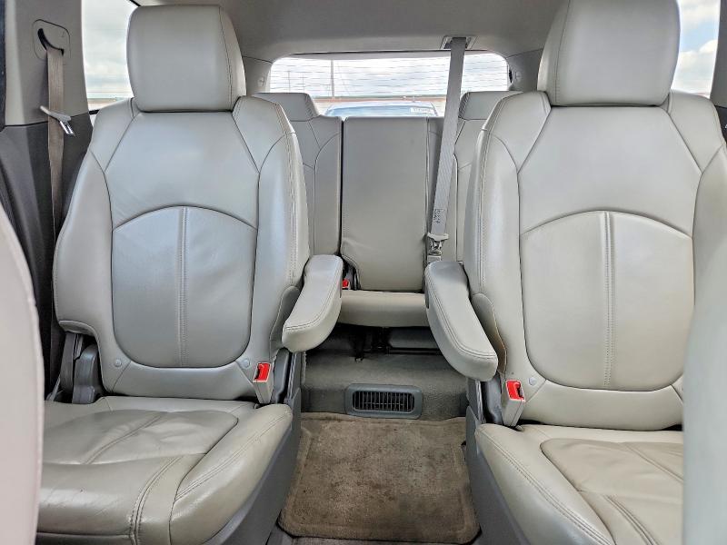 Photo 10 from auction – 2015 CHEVROLET TRAVERSE with VIN 1GNKRHKDXFJ124896