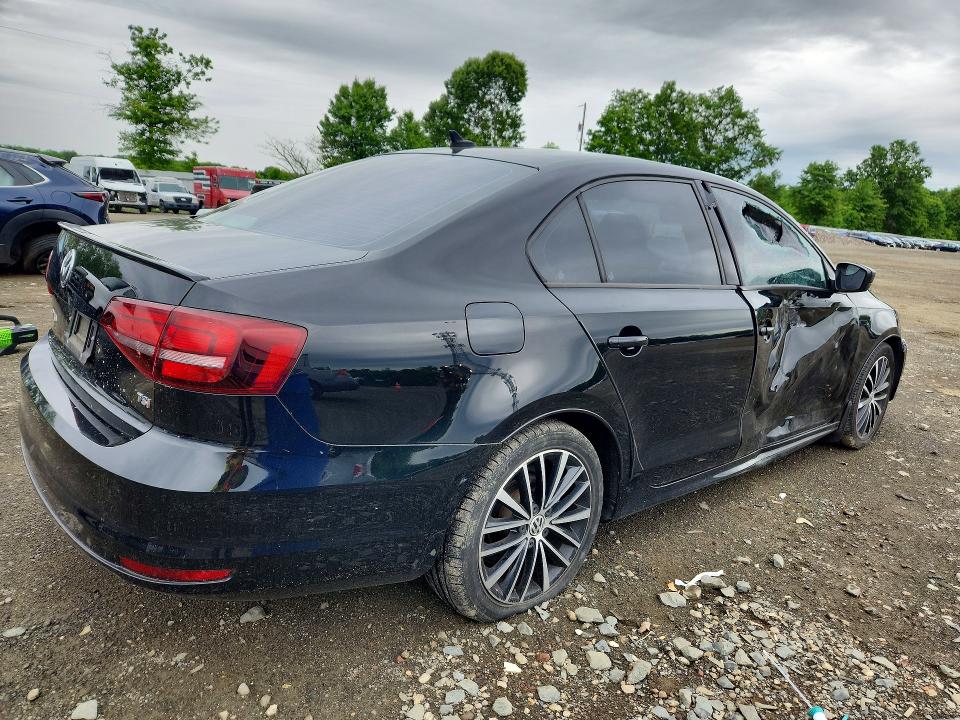 Photo 3 from auction – 2016 VOLKSWAGEN JETTA with VIN 3VWD17AJ7GM237250